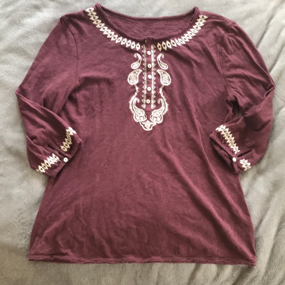 Embroidered maroon shirt